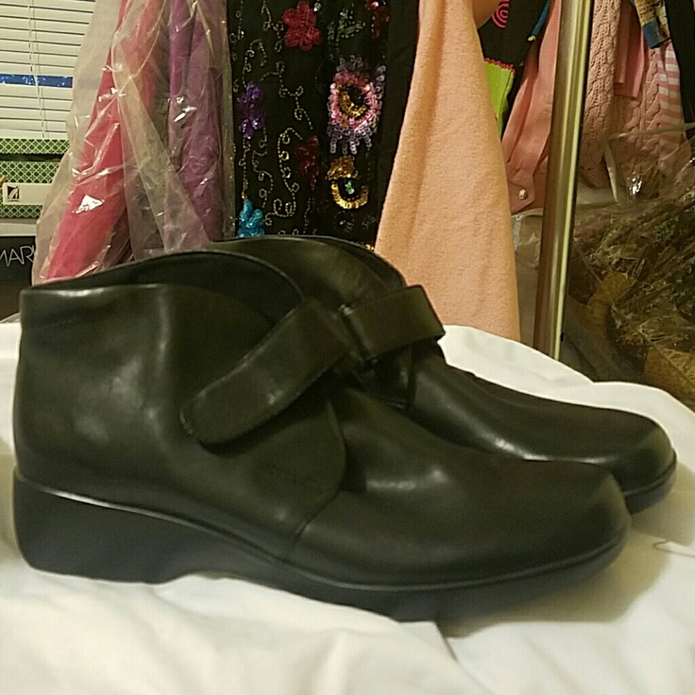 Easy spirit Ankle Boots